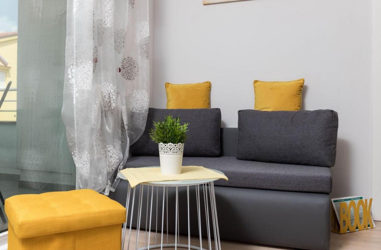 Michelle Appartement Crikvenica Buitenkant foto