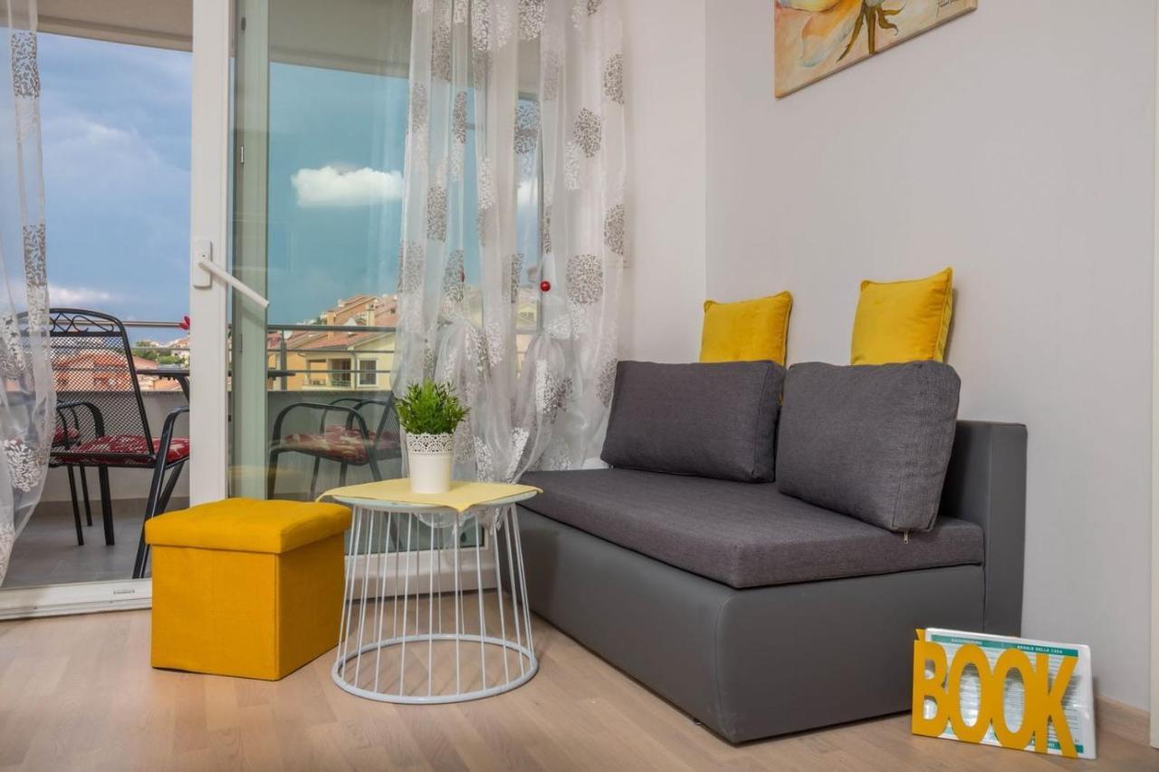 Michelle Appartement Crikvenica Buitenkant foto